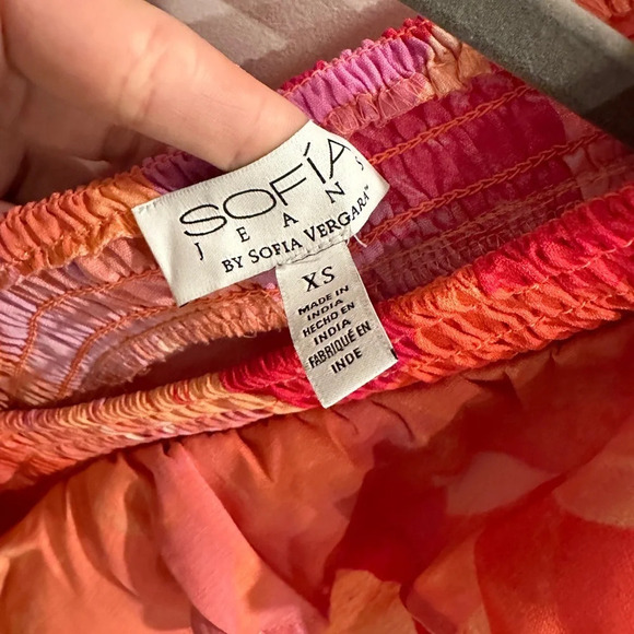 3 for $25 Sofina by Sophia vergara ruffled peplum top|  Size XS - Picture 2 of 3